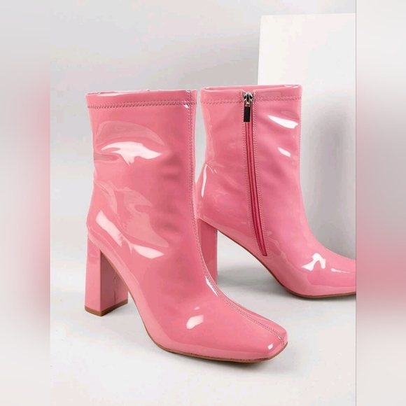 Pink booties 💗 - Picture 2 of 3